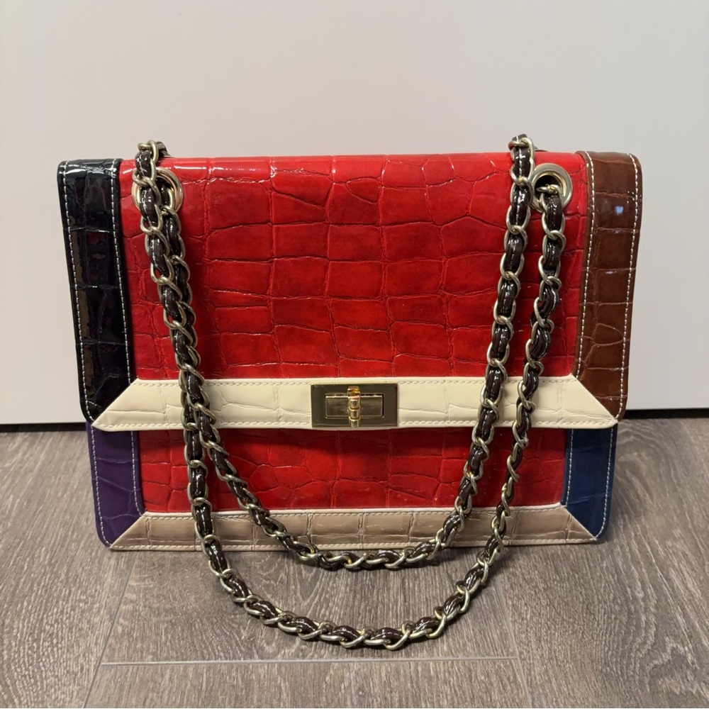 Women’s Crocodile Effect Chained Crossbody Shoulder Bag